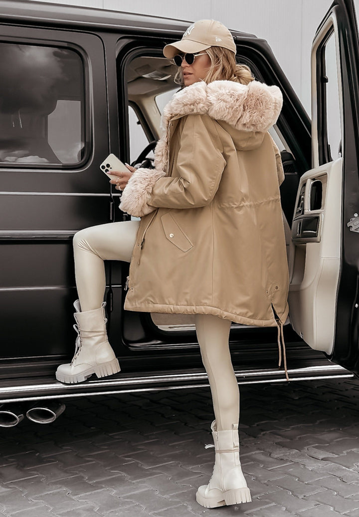 Parka à capuche intérieur fourrure