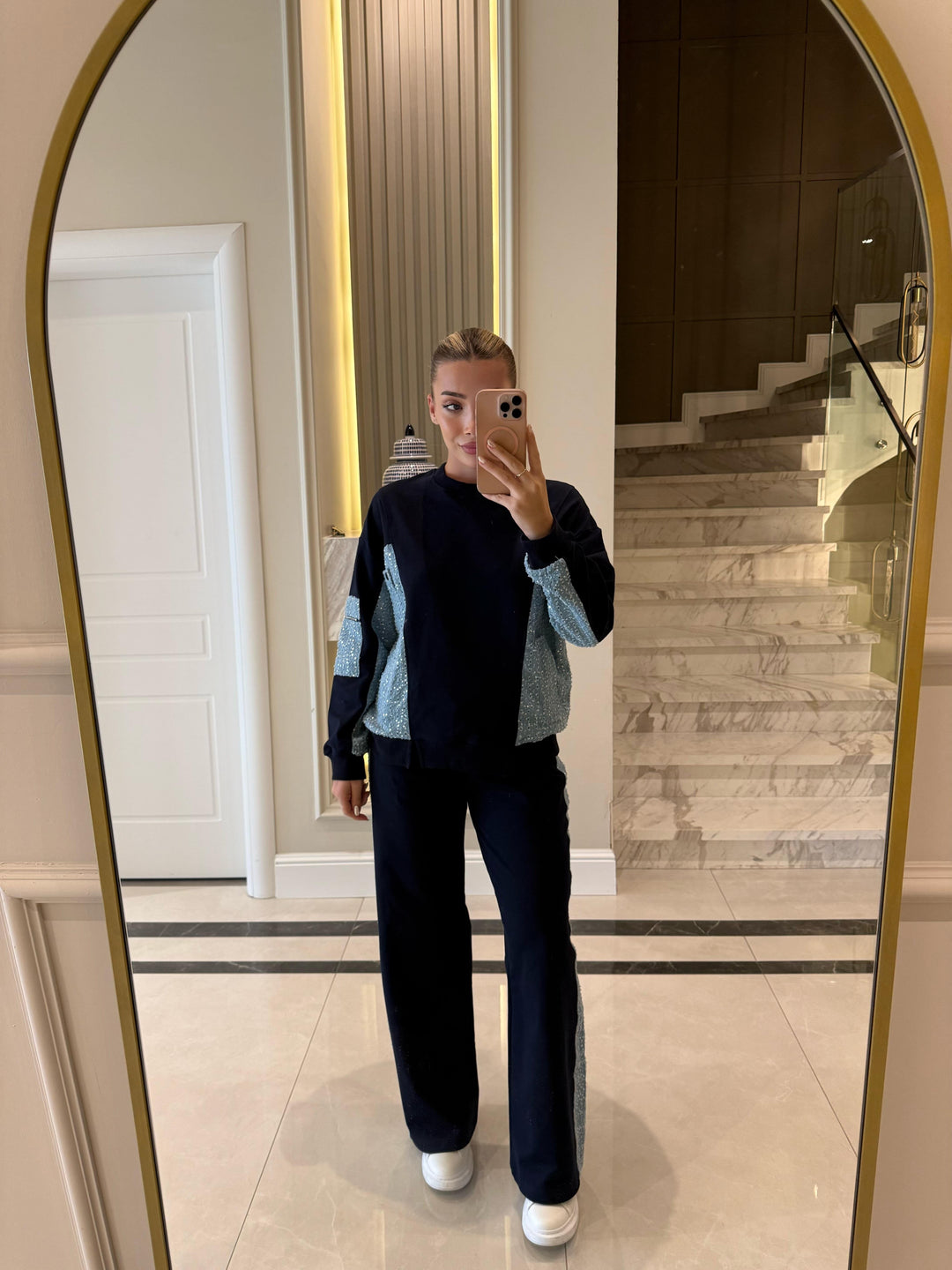 Ensemble deux pièces en denim bleu marine orné