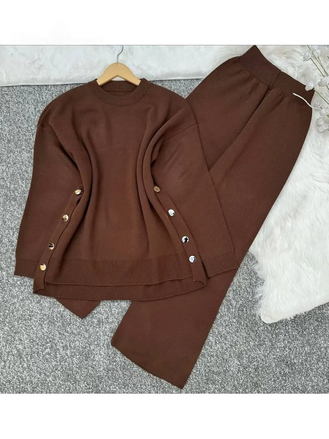 Ensemble deux pièces pull et pantalon confortable