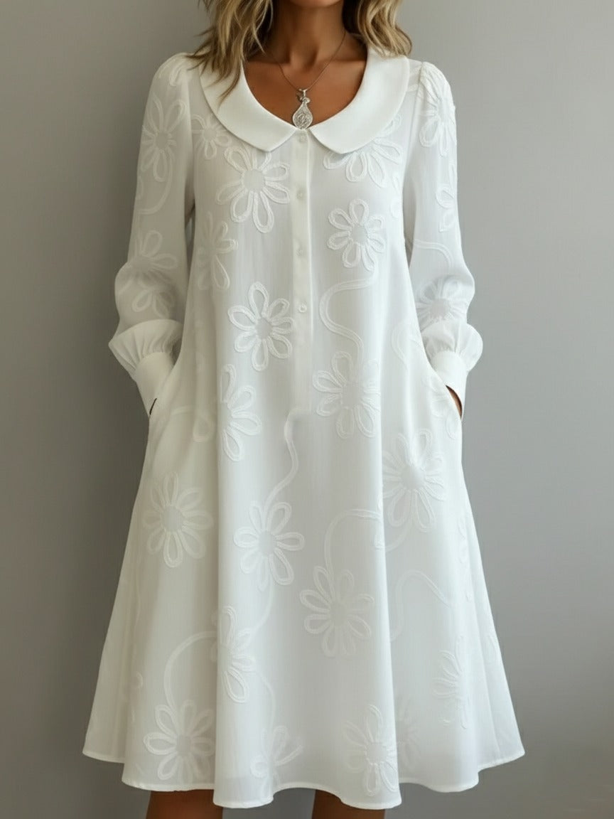 Robe vintage à col brodée de fleurs