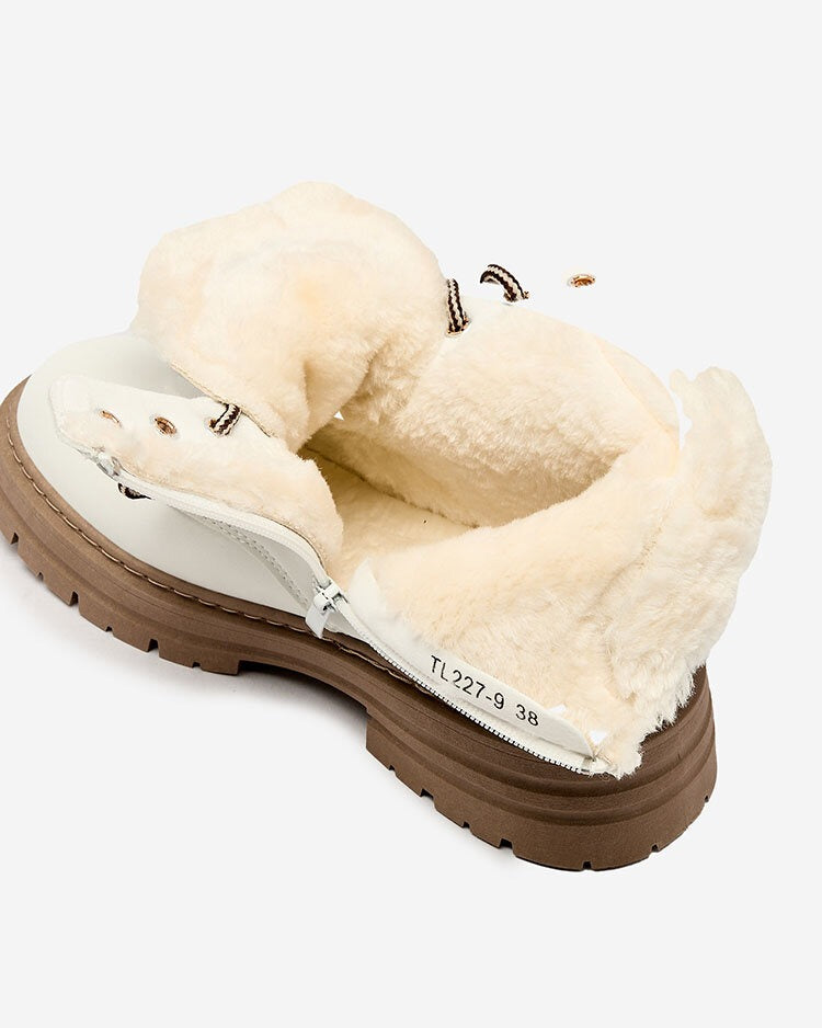 Bottes de randonnée isolées avec intérieur fourré