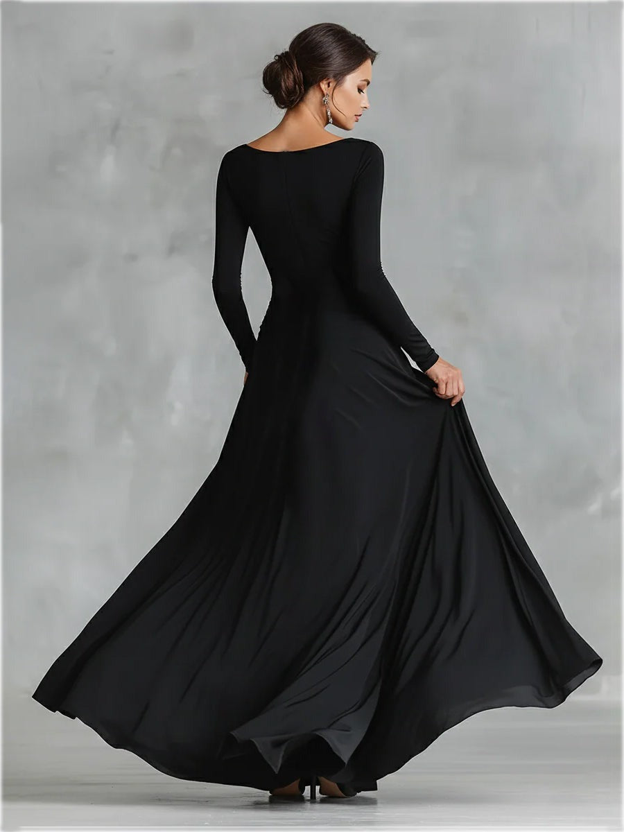 Robe longue en crêpe froncée à col bateau