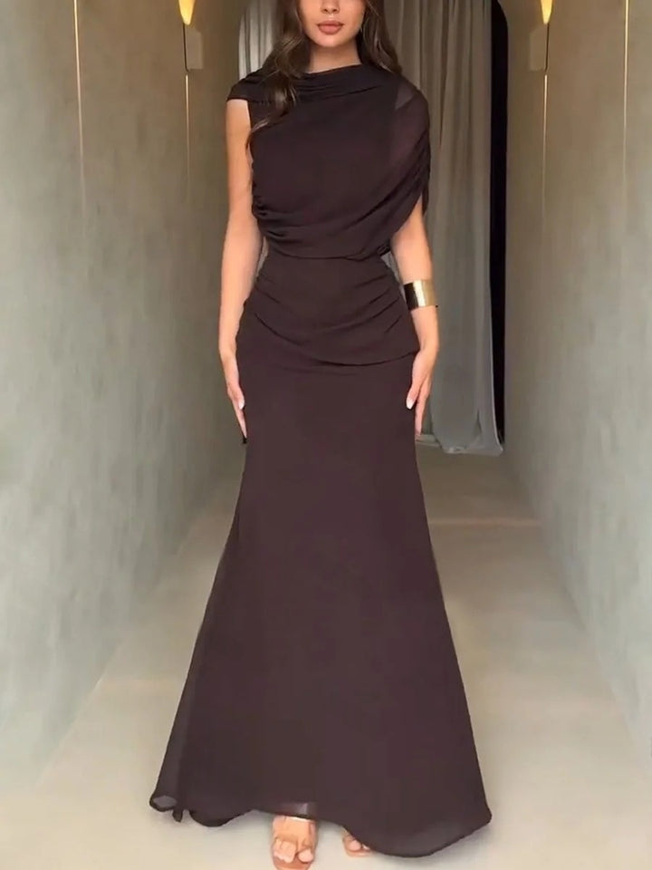 Robe de soirée ajustée à empiècements en maille