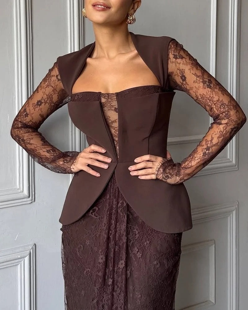 Robe élégante en dentelle