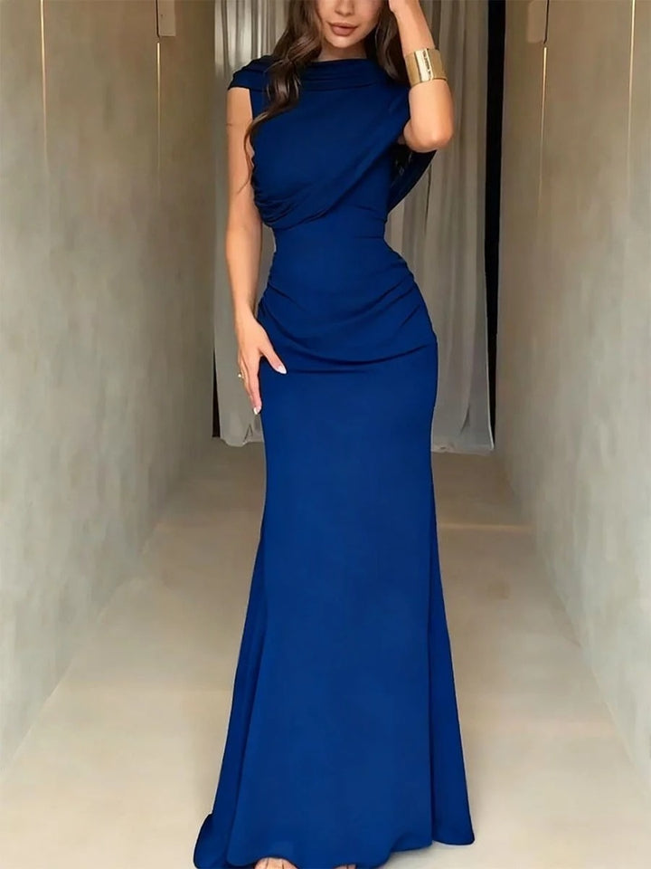 Robe de soirée ajustée à empiècements en maille
