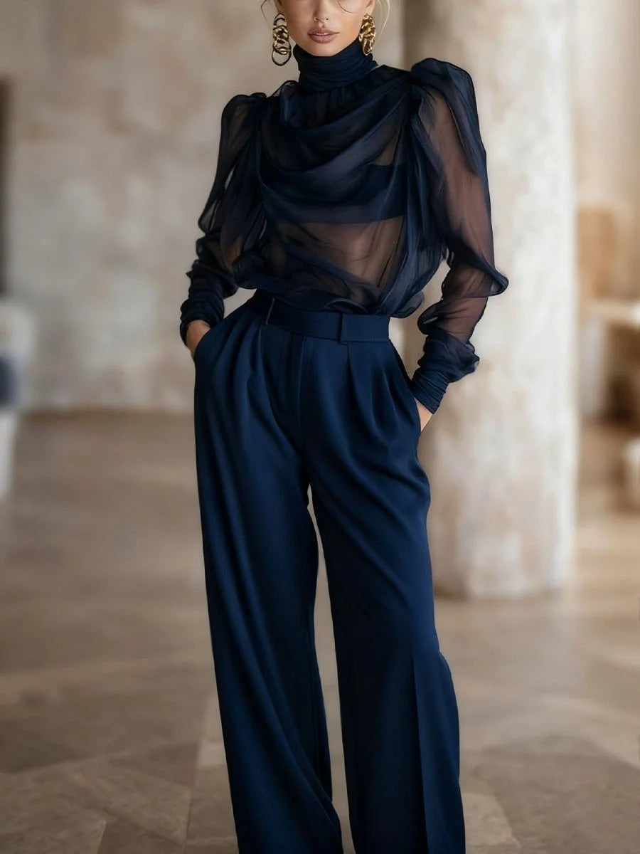 Ensemble deux pièces transparent en maille à col haut