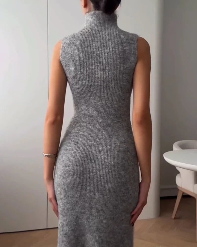 Robe élégante en tricot sans manches à col montant
