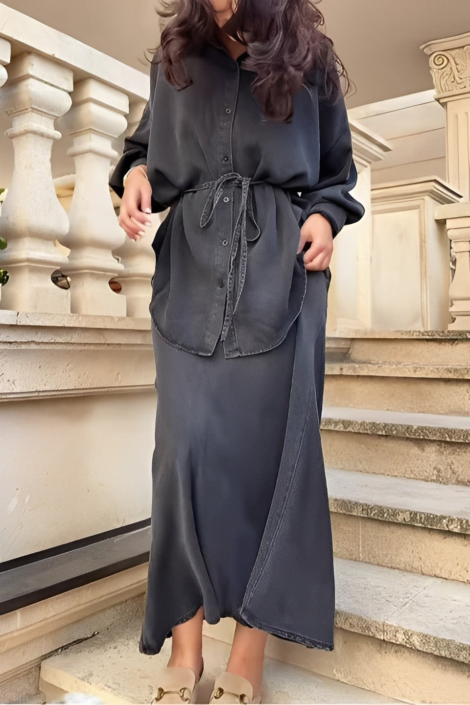 Ensemble chemise et jupe à manches longues avec cordon de serrage