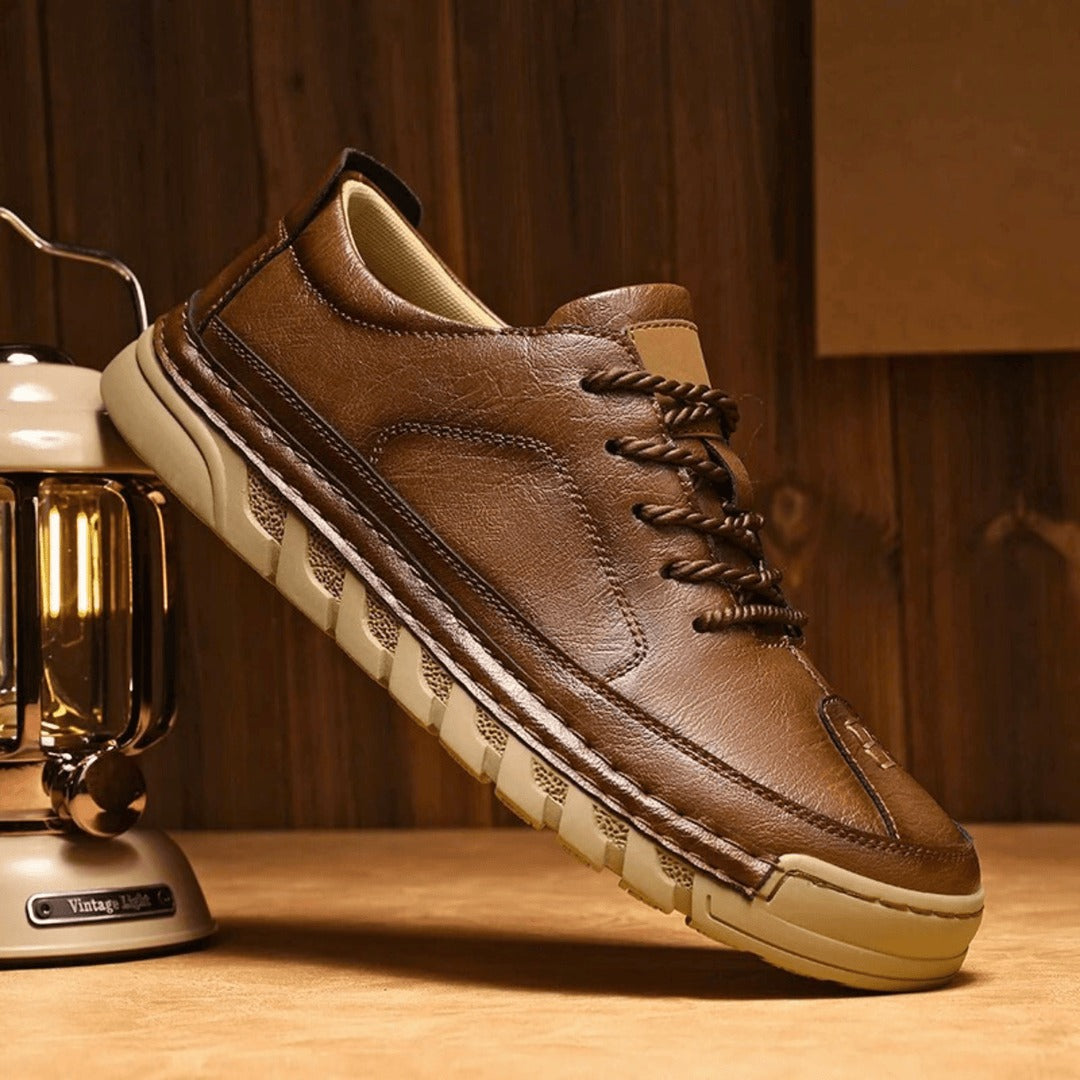 Chaussure en cuir avec semelle amortissante